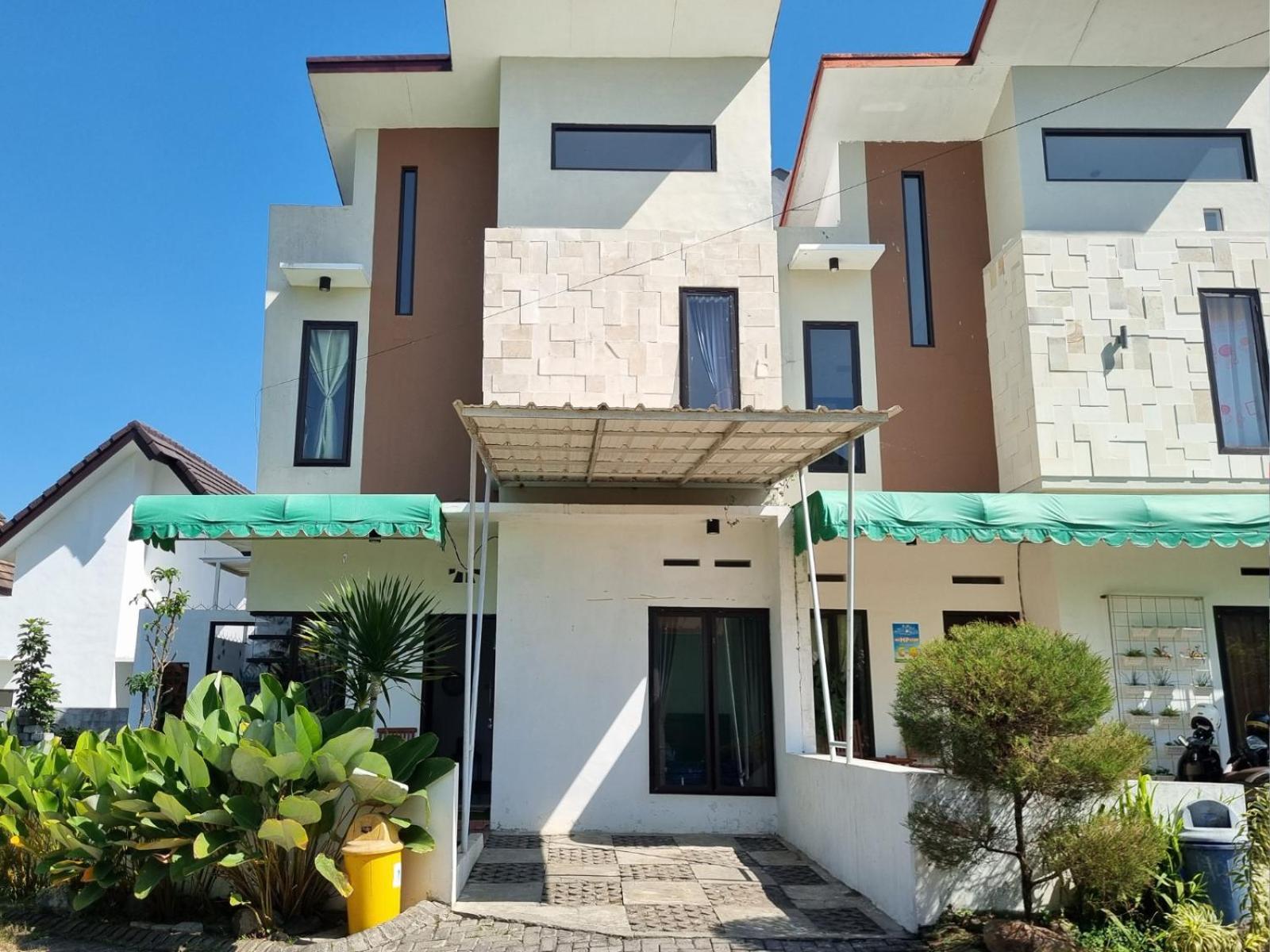Villa Estetik Di มะลัง ภายนอก รูปภาพ